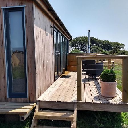 Cleeves Cabins Arran Luxury Lodge With Hot Tub Dalry  Exteriör bild