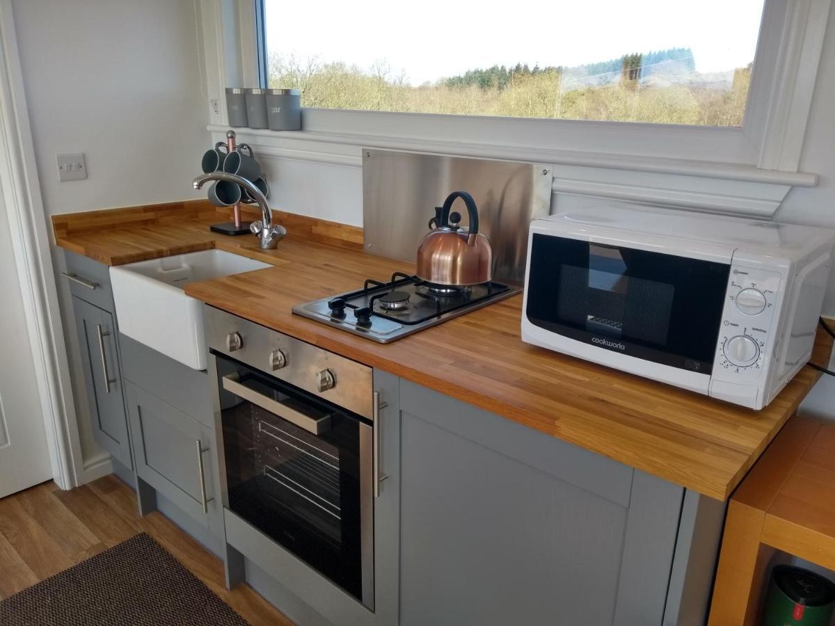 Cleeves Cabins Arran Luxury Lodge With Hot Tub Dalry  Exteriör bild