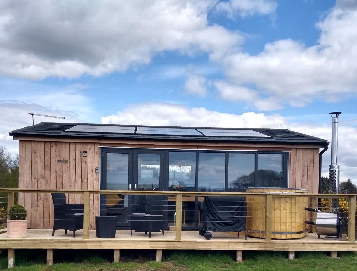 Cleeves Cabins Arran Luxury Lodge With Hot Tub Dalry  Exteriör bild